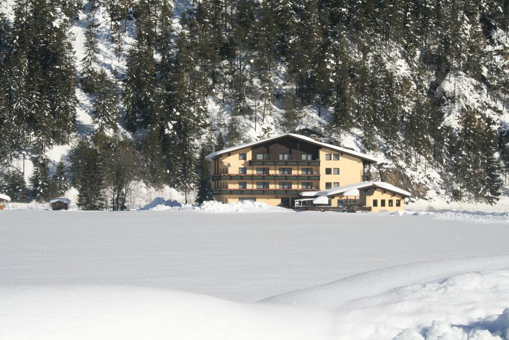 Schoenauer Hof Bach  Buitenkant foto